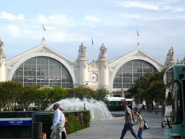 garetours riviere.JPG