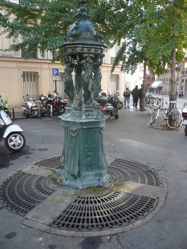 111013-wallace-riviere.jpg