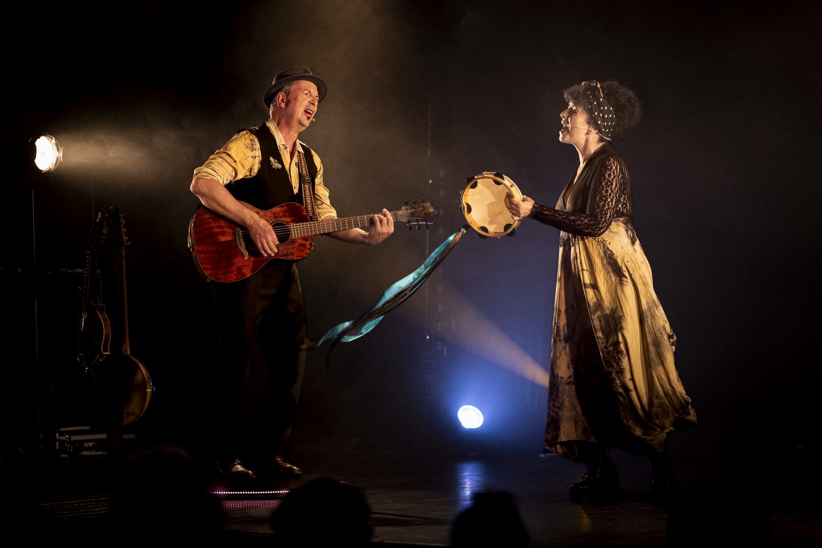 Lili Cros & Thierry Chazelle — 2026 — photos de David Desreumaux (live) Soyez Heureux (4)